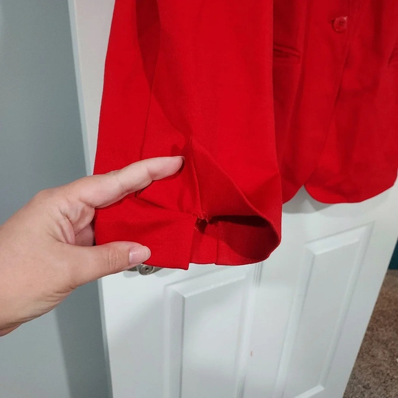 Lane Bryant "The Bryant Blazer" Red Ponte Blazer Jacket in Size 20 - Picture 7 of 15
